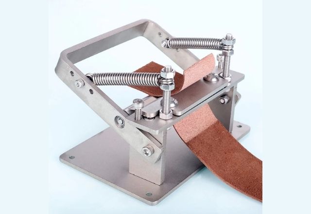 Máquina de descascar couro mmanual